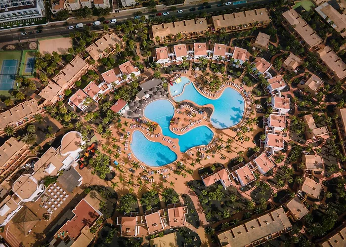 Book Jet - Oasis Pool & Wifi