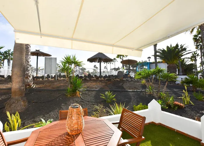 Book Jet - Oasis Pool & Wifi * Corralejo