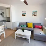 Book Jet - Oasis Pool & Wifi Corralejo