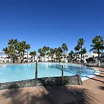 Book Jet - Oasis Pool & Wifi Corralejo