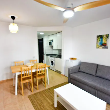 Book Jet - Oasis Corralejo Maxi Pool And Wifi Corralejo