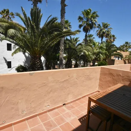 Book Jet - Oasis Dunas Maxi Pool & Apartment Corralejo