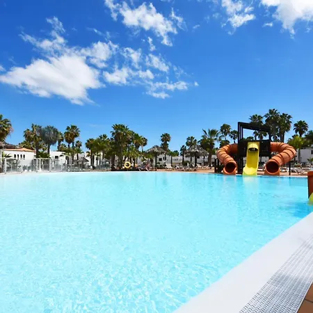 Book Jet - Oasis Corralejo Maxi Pool And Wifi Apartamento