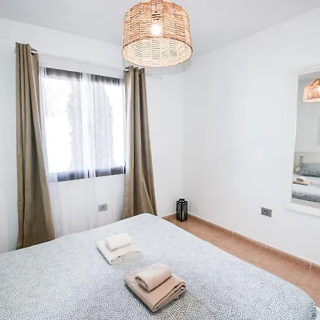 Book Jet - Oasis Maxi-pool !renovated! Apartment