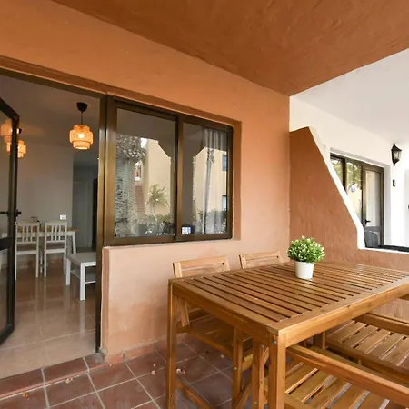 Book Jet - Oasis Maxi-pool !renovated! * Corralejo