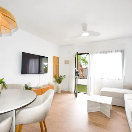 Book Jet - Oasis Maxi-pool !renovated! Apartamento