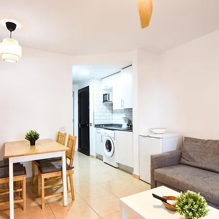 Book Jet - Oasis Corralejo Maxi Pool And Wifi *