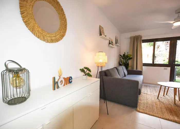 Book Jet - Oasis Pool & Wifi *